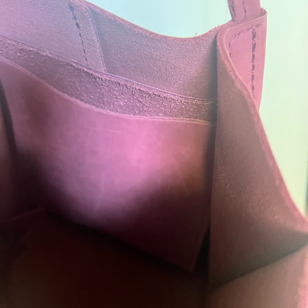 Portland Leather Maroon Shoulder Bag - Picture 3 of 4